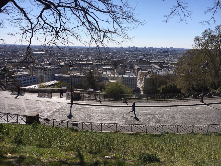 Courir - Montmartre