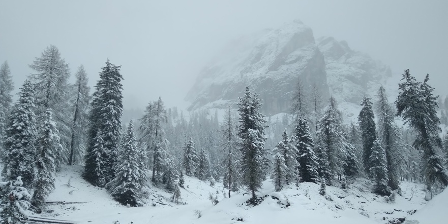 Dolomites : trek sous la neige